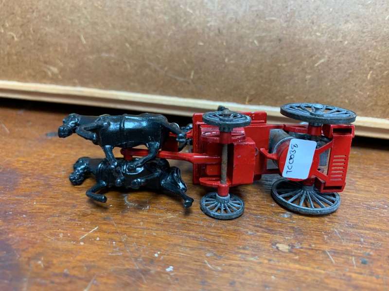 LESNEY NO.4 LONDON FIRE BRIGADE DIECAST HORSE DRAWN CARRIAGE