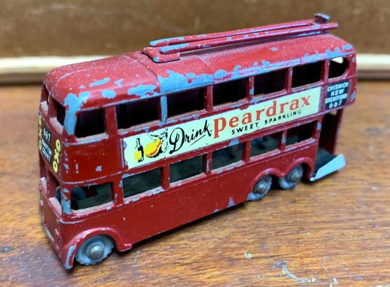 VINTAGE LESNEY MATCHBOX No.56 LONDON TROLLEY BUS MADE IN ENGLAND