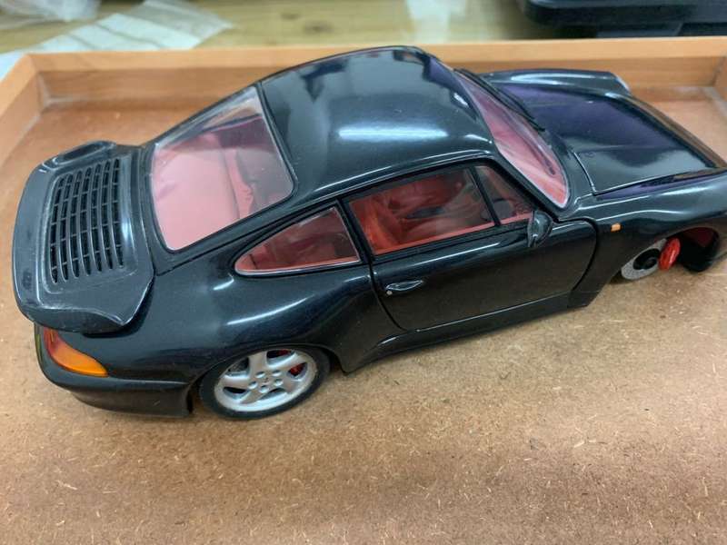 Porshe 911 Series 1/18 UT Models