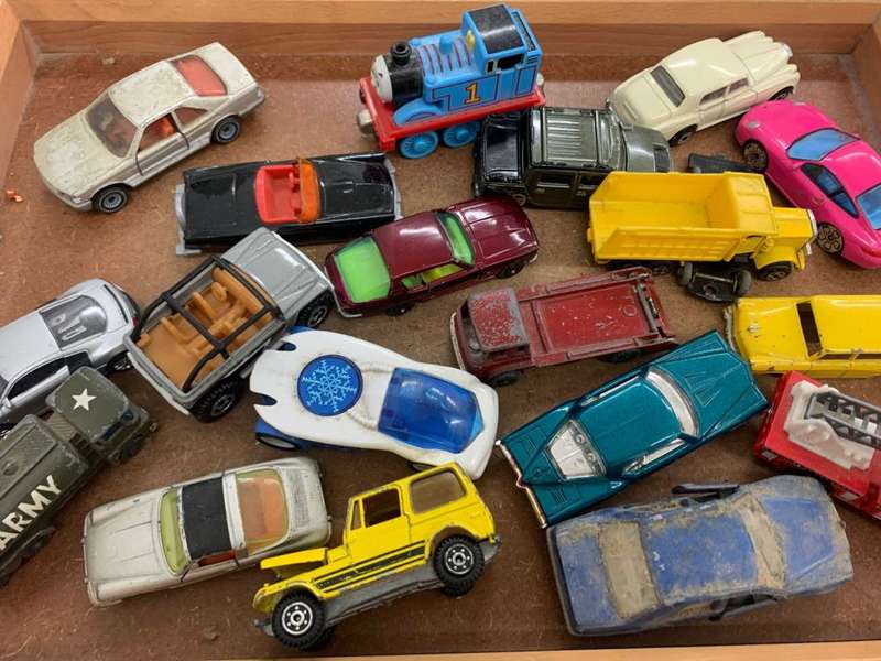*R1 Auction* Assorted Toy Cars Batch4
