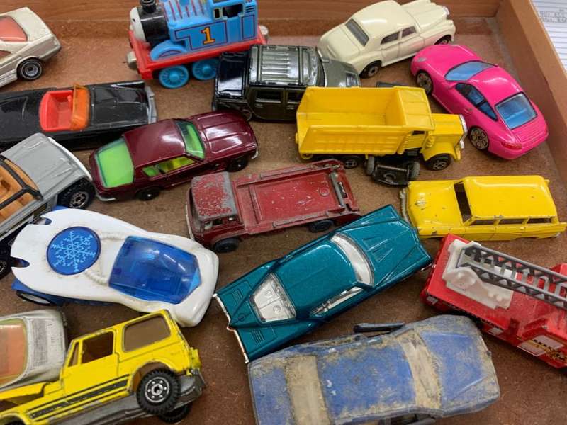 *R1 Auction* Assorted Toy Cars Batch4