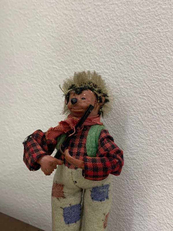 Vintage Peter Hedgehog Toy
