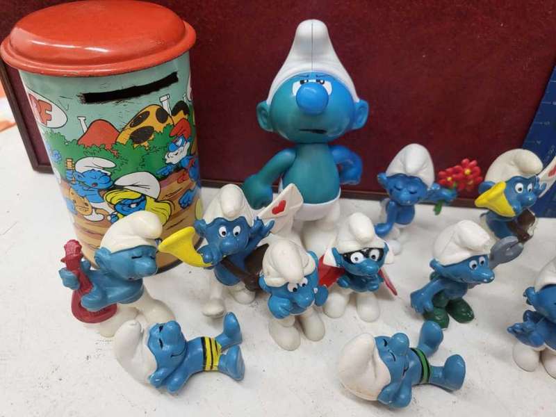 *Auction* Smurf Toys Batch