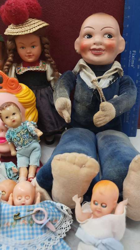 Dolls Batch