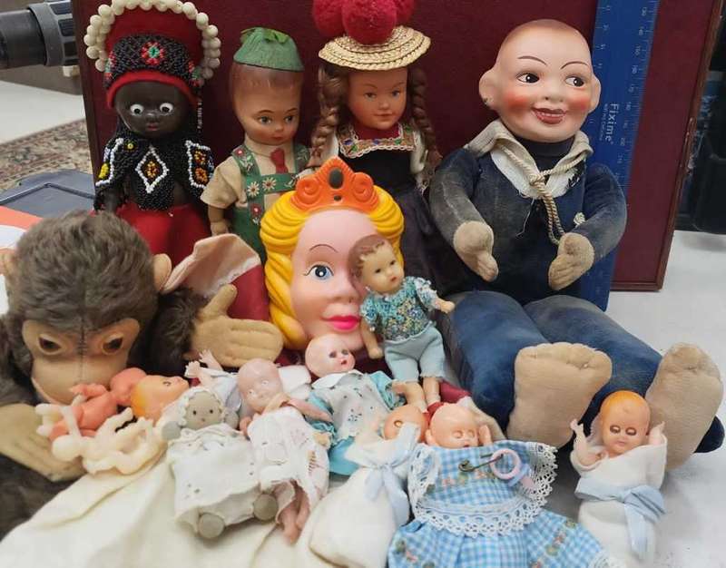 Dolls Batch