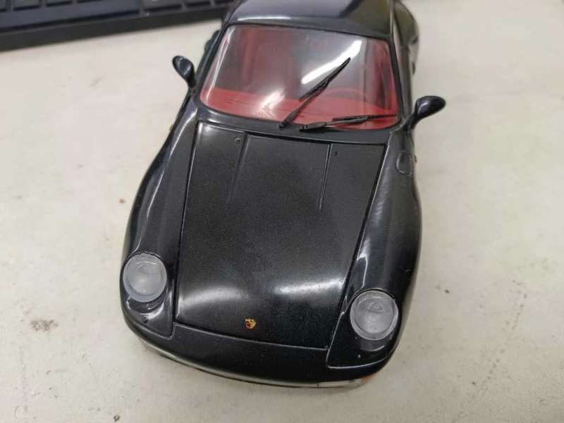 Porshe 911 Series 1/18 UT Models