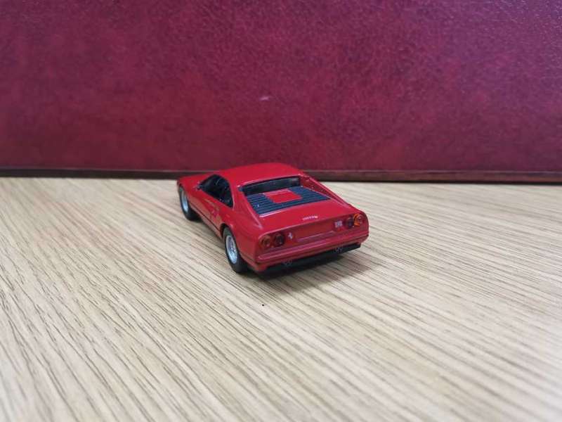 Ferrari 328 GTB 1/43-made in China