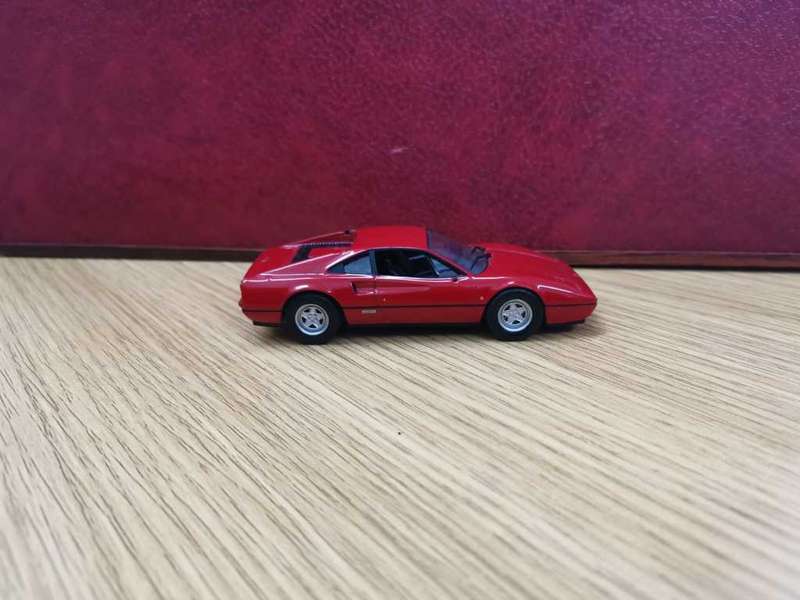 Ferrari 328 GTB 1/43-made in China