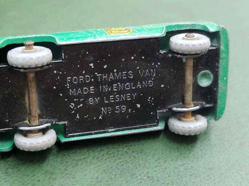 Lesney Matchbox no59 Ford Thames Van