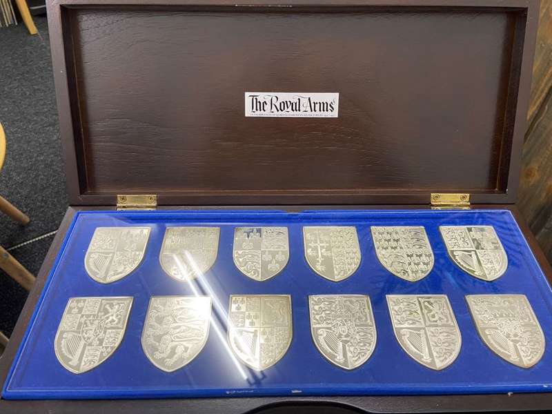 The Royal Arms Silver Jubilee
