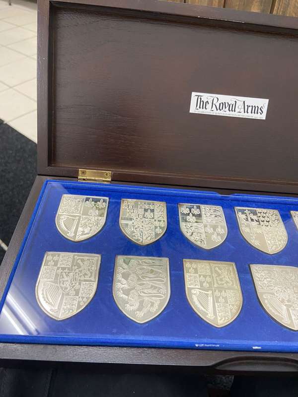 The Royal Arms Silver Jubilee