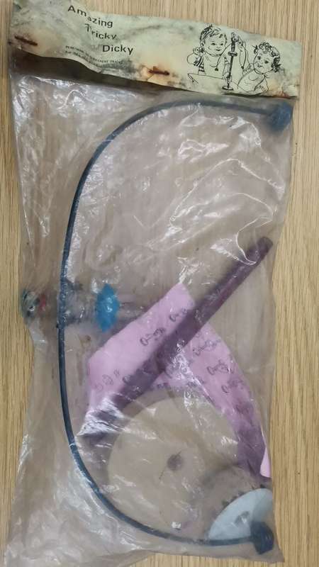 **R1 Auction** Vintage "The Amazing Tricky Dicky" Toy-Still Sealed