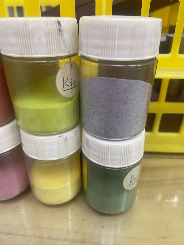 Enamel powders for glass art x8 - Used
