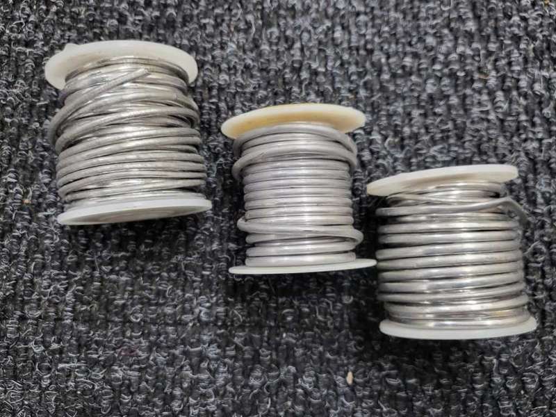 Solid Solder Wire +/- 3 & 2mm- Possibly Used