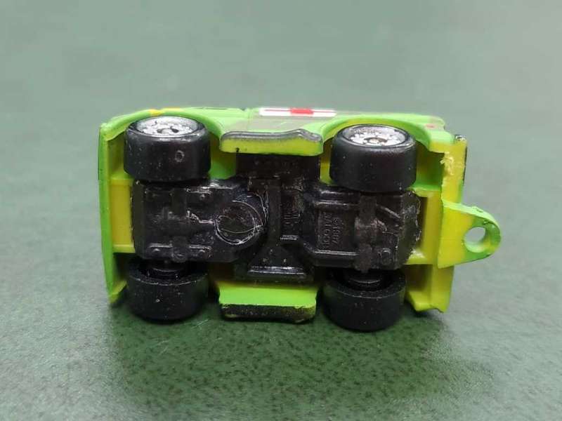 Galoob: Mini 1970s chevy Van USM Ambulance