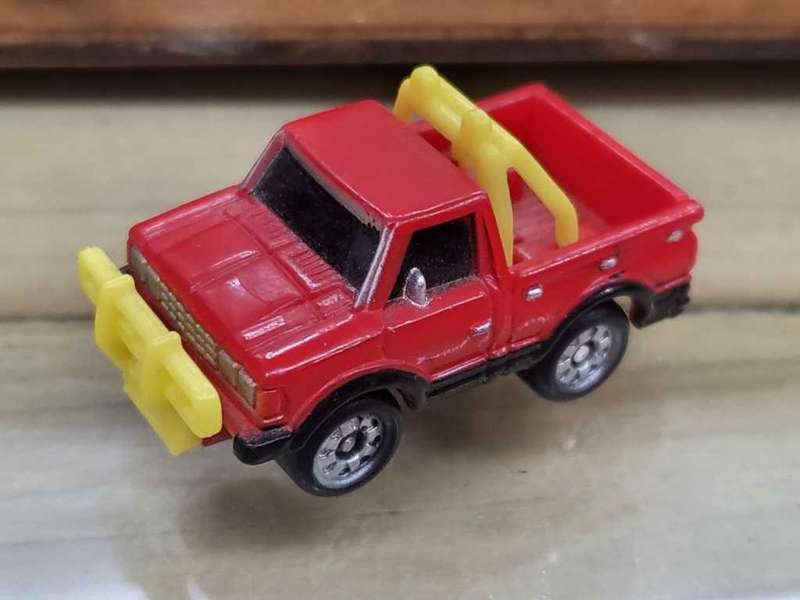 Galoob: Mini datsun off road pickup truck 1986 rare colour