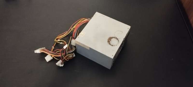 Power Supplies (Untested And Possibly Faulty)