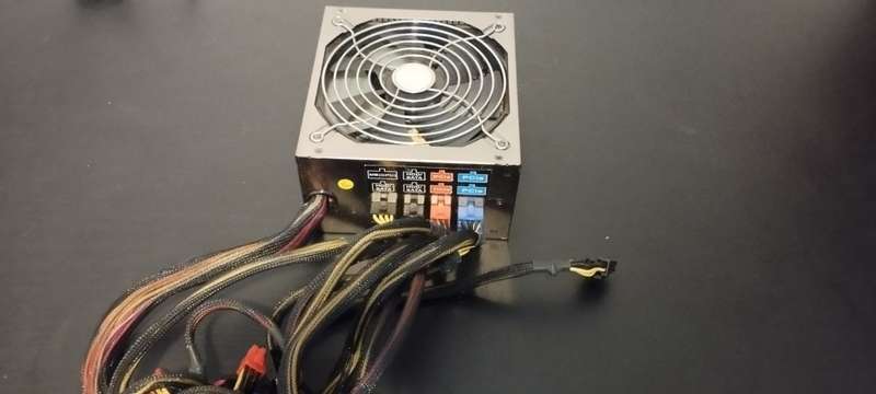 Power Supplies (Untested And Possibly Faulty)