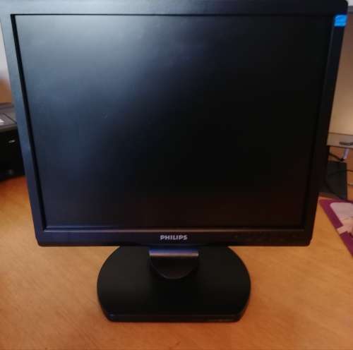 COMPLETE DESKTOP PC (HP EliteDesk 800 G1-Intel Core i5 vPro 4th GEN) + 17" MONITOR +MOUSE/KEYBOARD