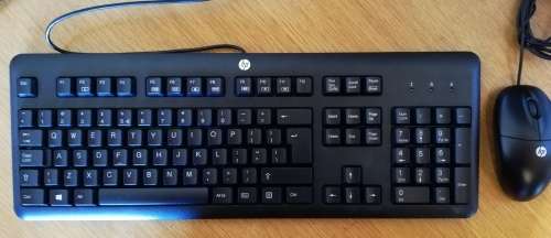 COMPLETE DESKTOP PC (HP EliteDesk 800 G1-Intel Core i5 vPro 4th GEN) + 17" MONITOR +MOUSE/KEYBOARD