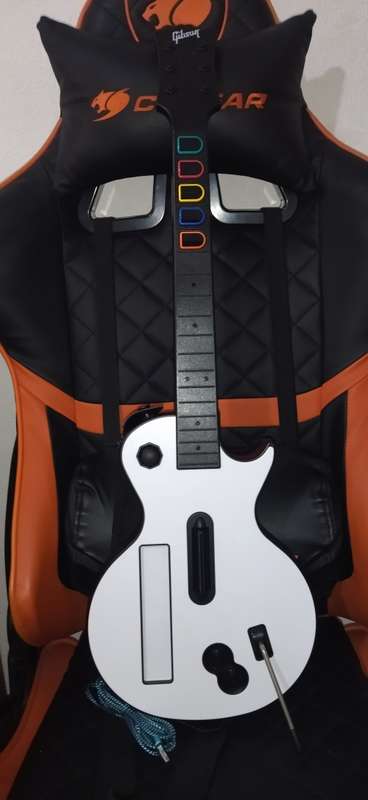 Guita Hero Wii Les Paul Guitar (Wired Modded)