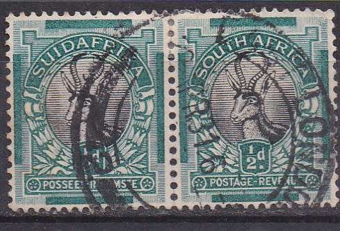 Union of SA 1930-45 definitive issue 1/2d pair FU