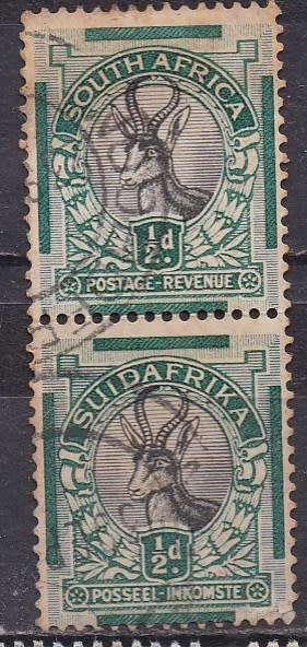 Union of SA 1930-45 definitive issue 1/2d vertical pair FU