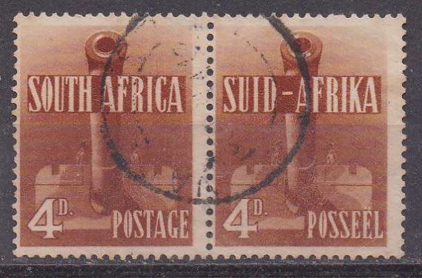 Union of SA 1941-42 large war effort issue 4d FU