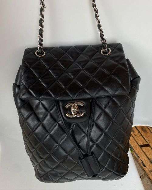 Pre-owned Chanel bag