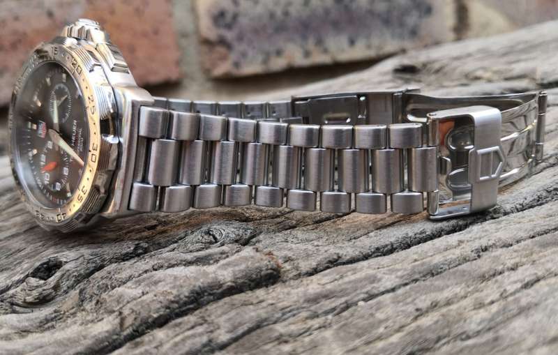 Tag Heuer Formula 1 Alarm Quartz 42mm