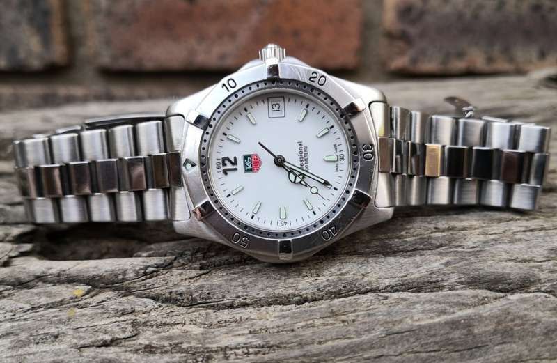 Tag Heuer 2000 Series Professional Quartz 38mm