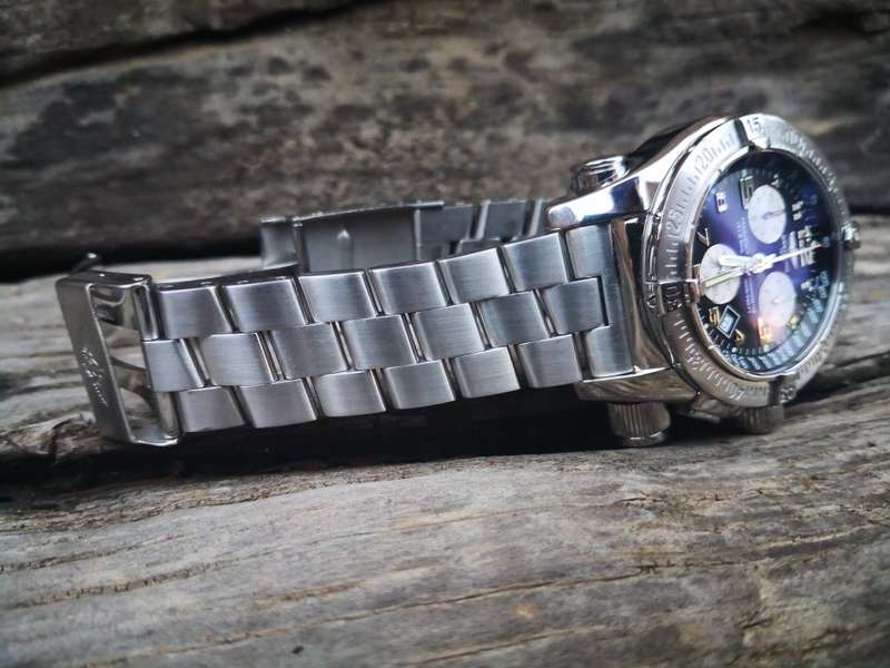 Breitling Emergency Mission II Quartz 45mm