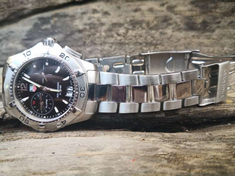 Tag Heuer AquaRacer Grande Date Alarm Quartz 39mm