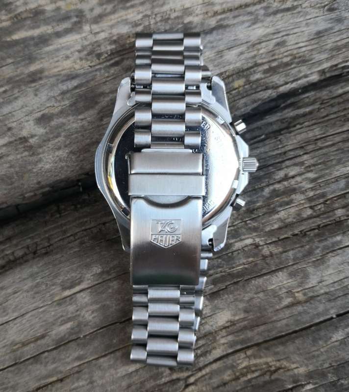 **R1 No Reserve**Tag Heuer 2000 Series Professional Chronograph Quartz 38mm