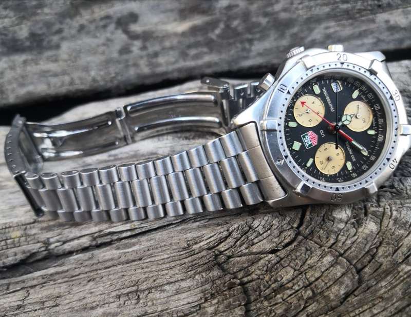 **R1 No Reserve**Tag Heuer 2000 Series Professional Chronograph Quartz 38mm