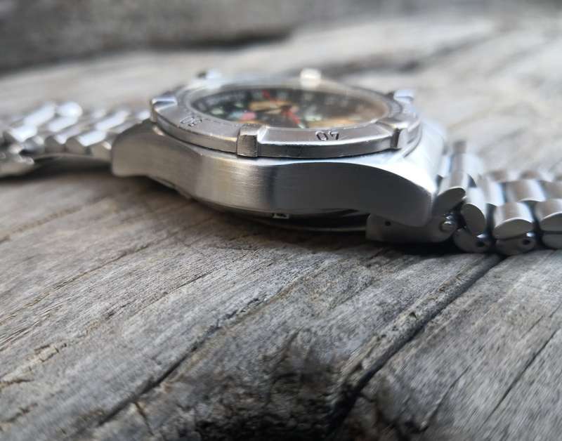 **R1 No Reserve**Tag Heuer 2000 Series Professional Chronograph Quartz 38mm