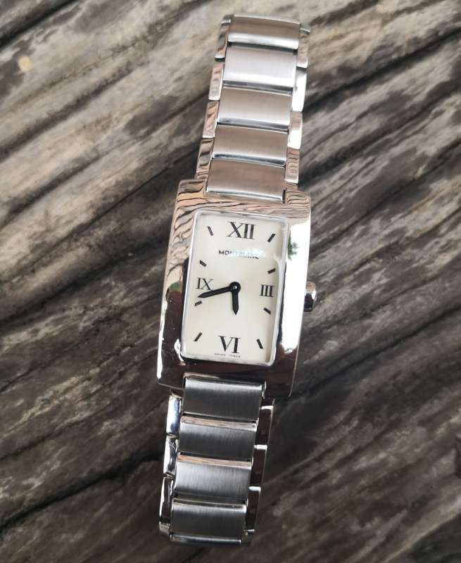 Montblanc Ladies Profile Quartz 24mm x 31mm