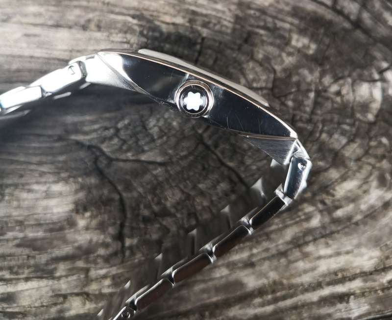 Montblanc Ladies Profile Quartz 24mm x 31mm