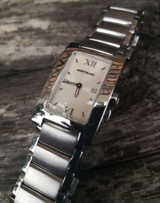 Montblanc Ladies Profile Quartz 24mm x 31mm