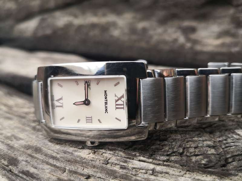 Montblanc Ladies Profile Quartz 24mm x 31mm