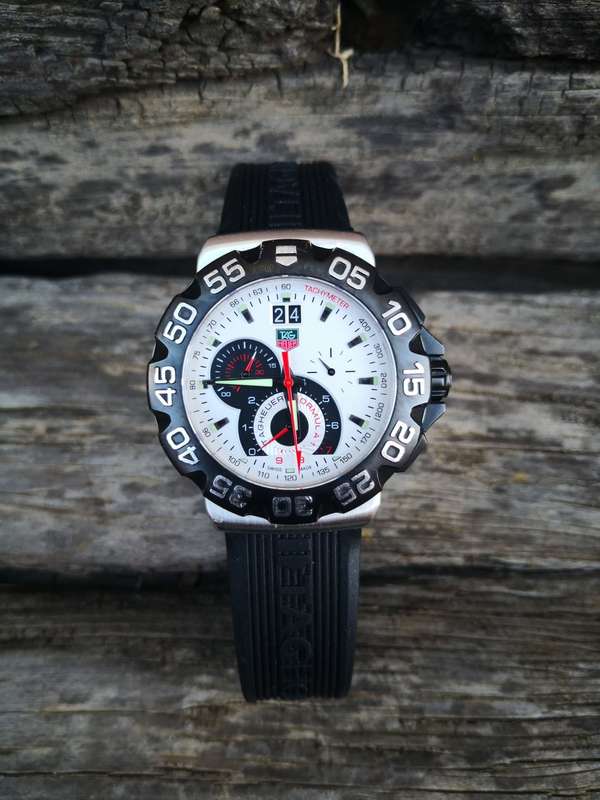 **R1 START**NO RESERVE**Tag Heuer Formula 1 Grande Date Chronograph Quartz 44mm
