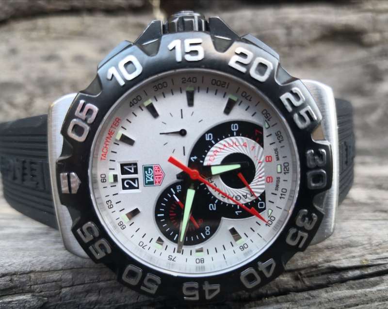 **R1 START**NO RESERVE**Tag Heuer Formula 1 Grande Date Chronograph Quartz 44mm