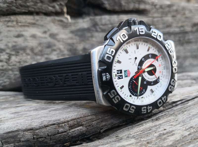 **R1 START**NO RESERVE**Tag Heuer Formula 1 Grande Date Chronograph Quartz 44mm