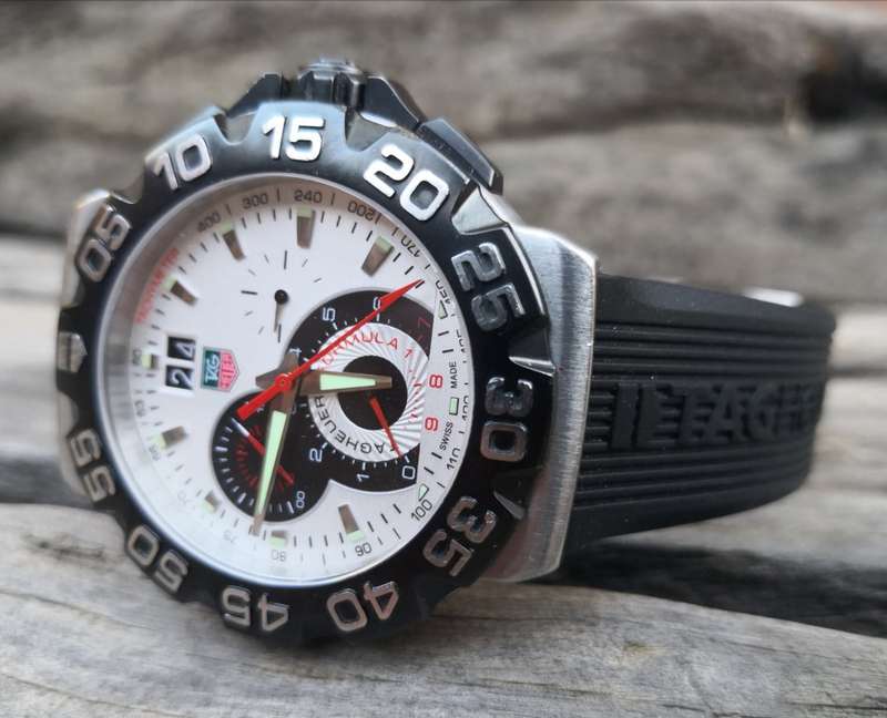 **R1 START**NO RESERVE**Tag Heuer Formula 1 Grande Date Chronograph Quartz 44mm
