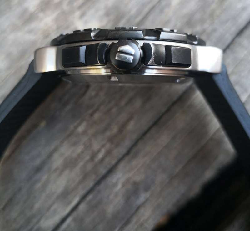 **R1 START**NO RESERVE**Tag Heuer Formula 1 Grande Date Chronograph Quartz 44mm