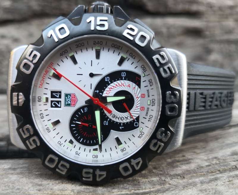 **R1 START**NO RESERVE**Tag Heuer Formula 1 Grande Date Chronograph Quartz 44mm