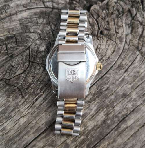 TAG Heuer 2000 series Professional 36mm Quartz