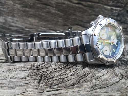 **R1 START**NO RESERVE**TAG Heuer 2000 Series Chronograph Quartz 38mm