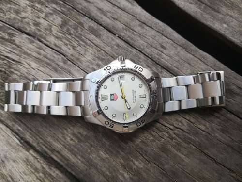 **R1 START**NO RESERVE** TAG Heuer AquaRacer 300 Prof Quartz 38mm