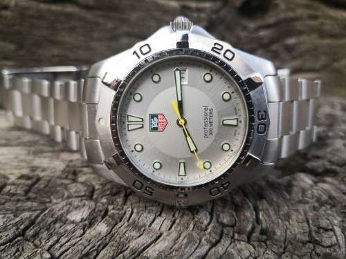 **R1 START**NO RESERVE** TAG Heuer AquaRacer 300 Prof Quartz 38mm
